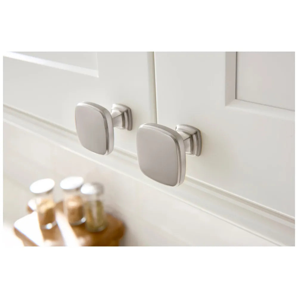 1-3/8" Overall Length Fontana Cabinet Knob